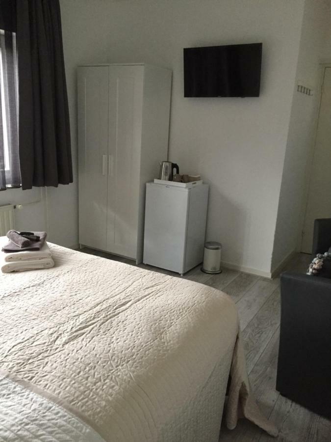 Bed And Breakfast Loft24 Heerlen Luaran gambar
